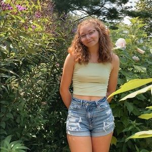 Meet your Posher, Abby